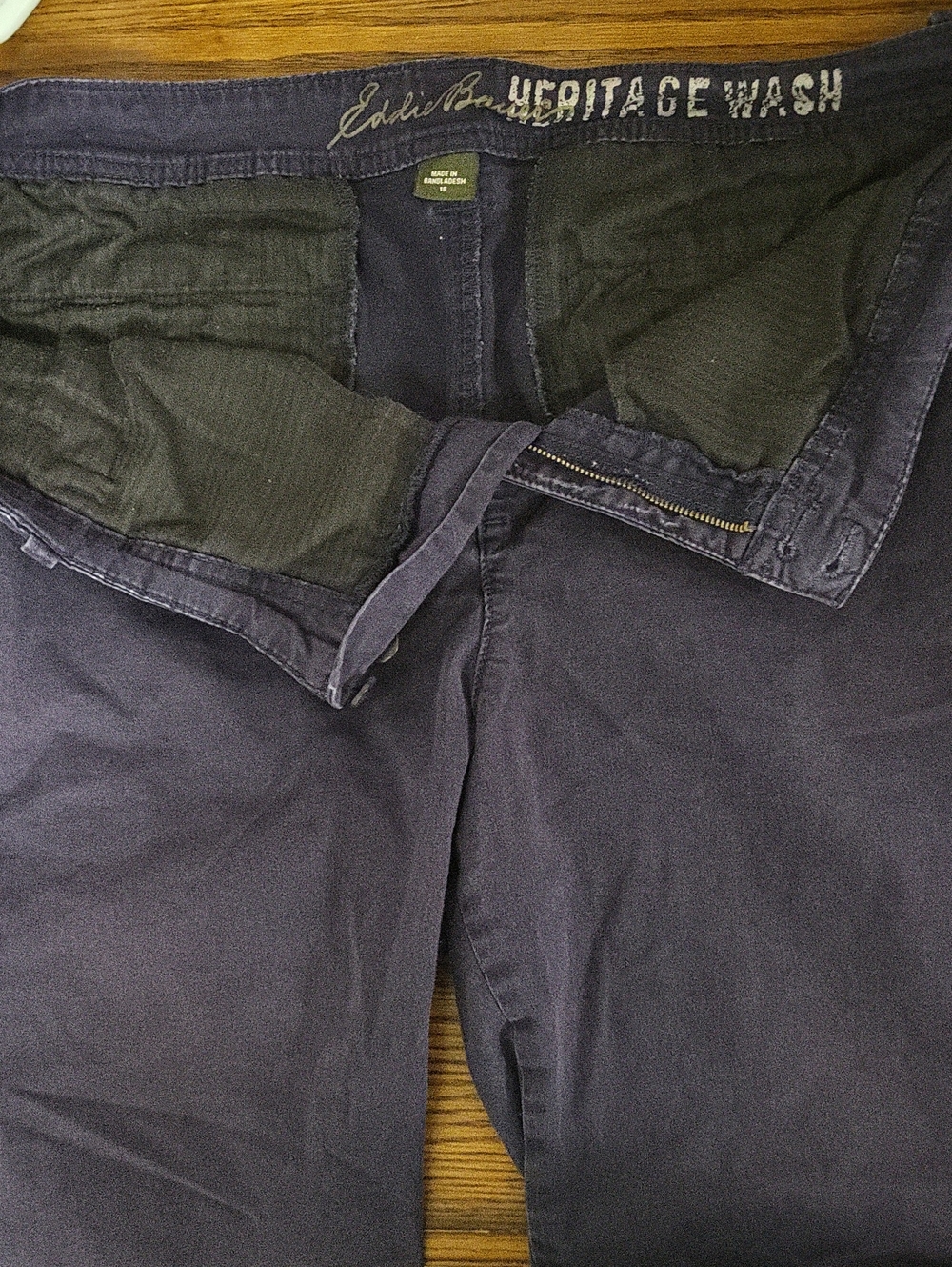 Women's Eddie Bauer Navy Heritage Wash Straight Shorts